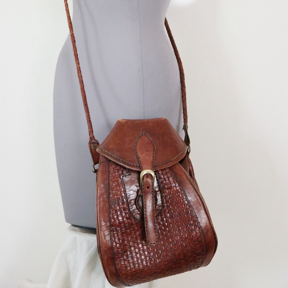 Vintage Brown Woven Leather Bucket Bag - Picture 2 of 4